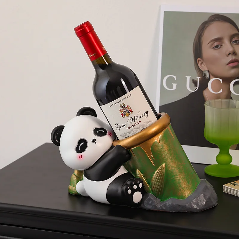 Luxury and high-end panda-themed home wine rack resin decorative piece.Wine cabinet for office desk decoration.moving house gift