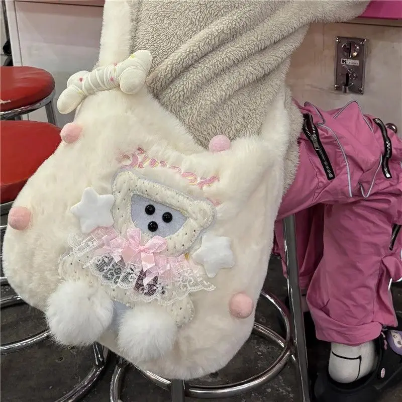 Y2k Winter Cute Crossbody Bags Women White Fluffy Bear Handbag Large Capacity Star Plush Messenger Book Bag Autumn Harajuku New