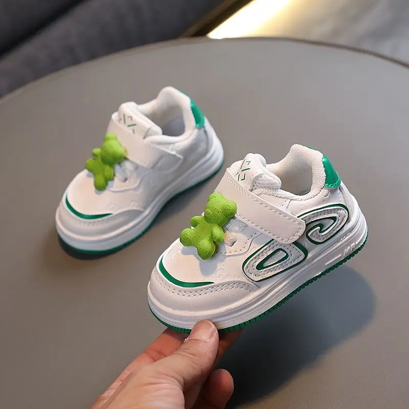 

Trending 2026 New Kids White Sneakers Boys Casual Soft Sole Breathable Sports Shoes