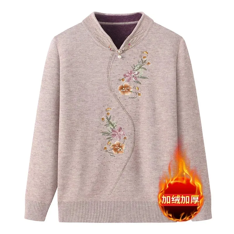 Autumn  Winter Clothes Middle-Aged Elderly Women's Pullovers And Fluffy Clothes For Mothers Warm Tops And Straight Sweaters.