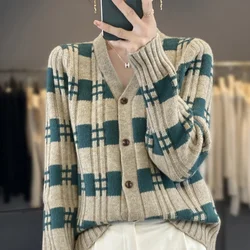 New Women 100% Merino Wool Sweater V-neck Thickening Cardigan Cashmere Clothing Knitted Stripe Matching Tops Soft Jacket