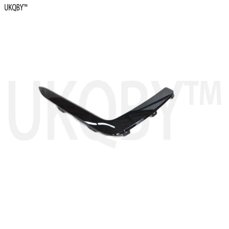 

Зажим решетки боковой левый 51118092248 51118092247