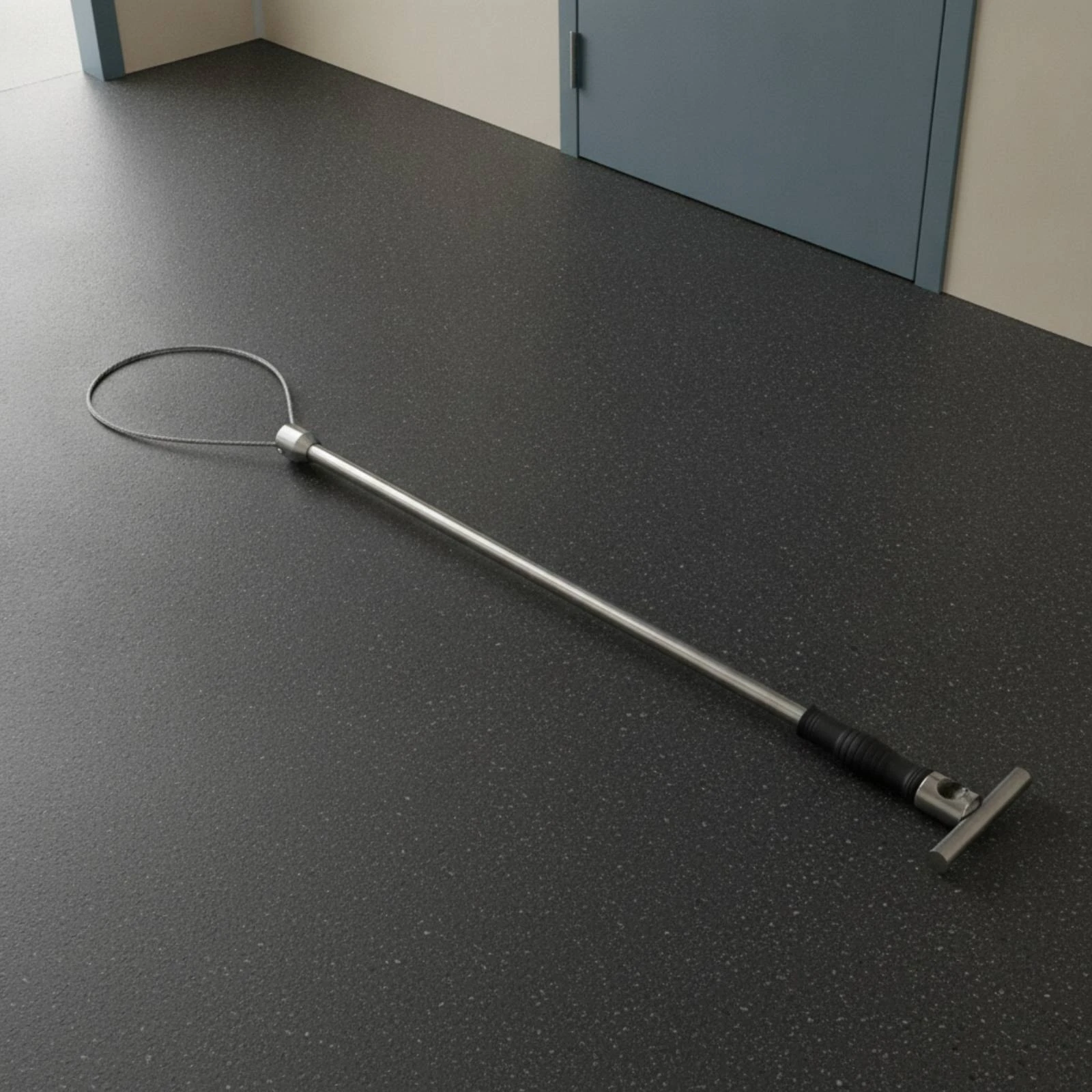 Pig Holder with Wire Loop Heavy Duty Hog Catcher with T-Handle Pig Holder Corrosion Resistant Restraint Tool Non-Slip