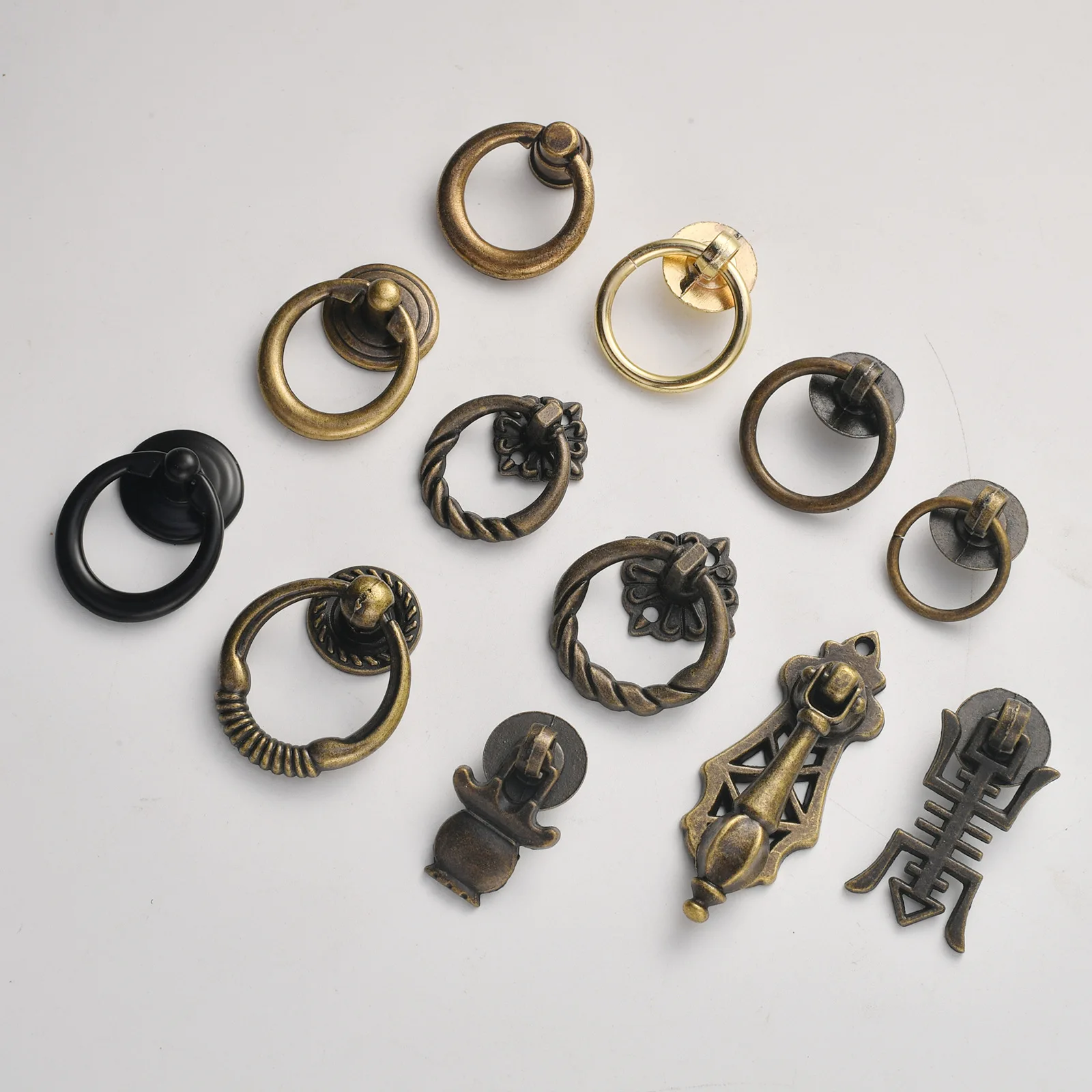 Retro  European bronze drawer ring e single hole pull cabinet door drawer handle