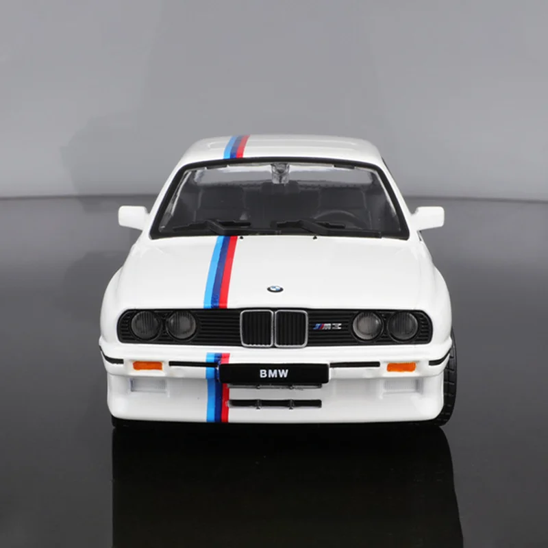 In Stock Bburago 1:24 Bmw 1988 M3(E30) Alloy Miniature Diecast Model Bmw Retro Car Alloy Luxury Vehicle Toys Kids Christmas Gift