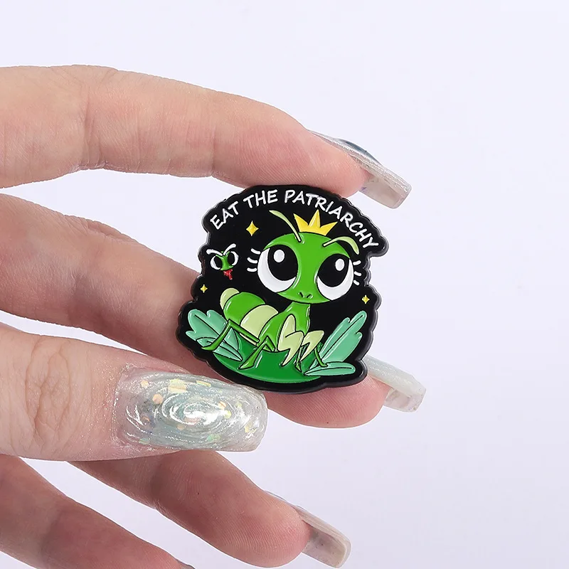 Animal Brooch Cartoon Green Graphic Mantis Metal Badge Small Gift Wholesale Backpack Accessories Lapel Pins for Caps Cap Pin