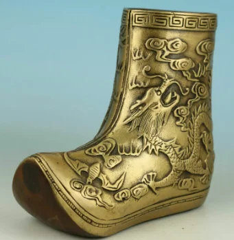 

Chinese Old Brass Collectable Handwork Carved Emperor Dragon Shoes Statue