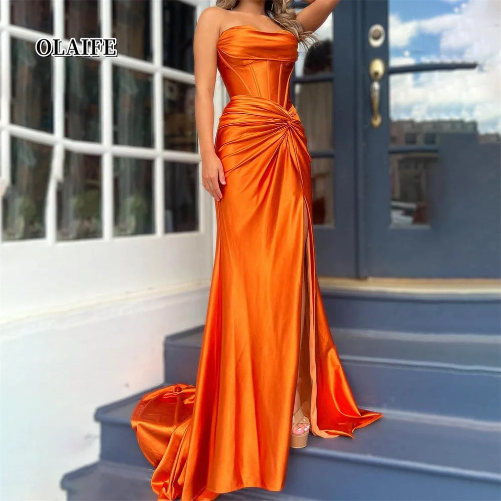 

Column Strapless Floor-Length Long Dresses With Split Side Satin Ruched Vestidos Para Eventos Especiales فساتين حفلة موسيقية