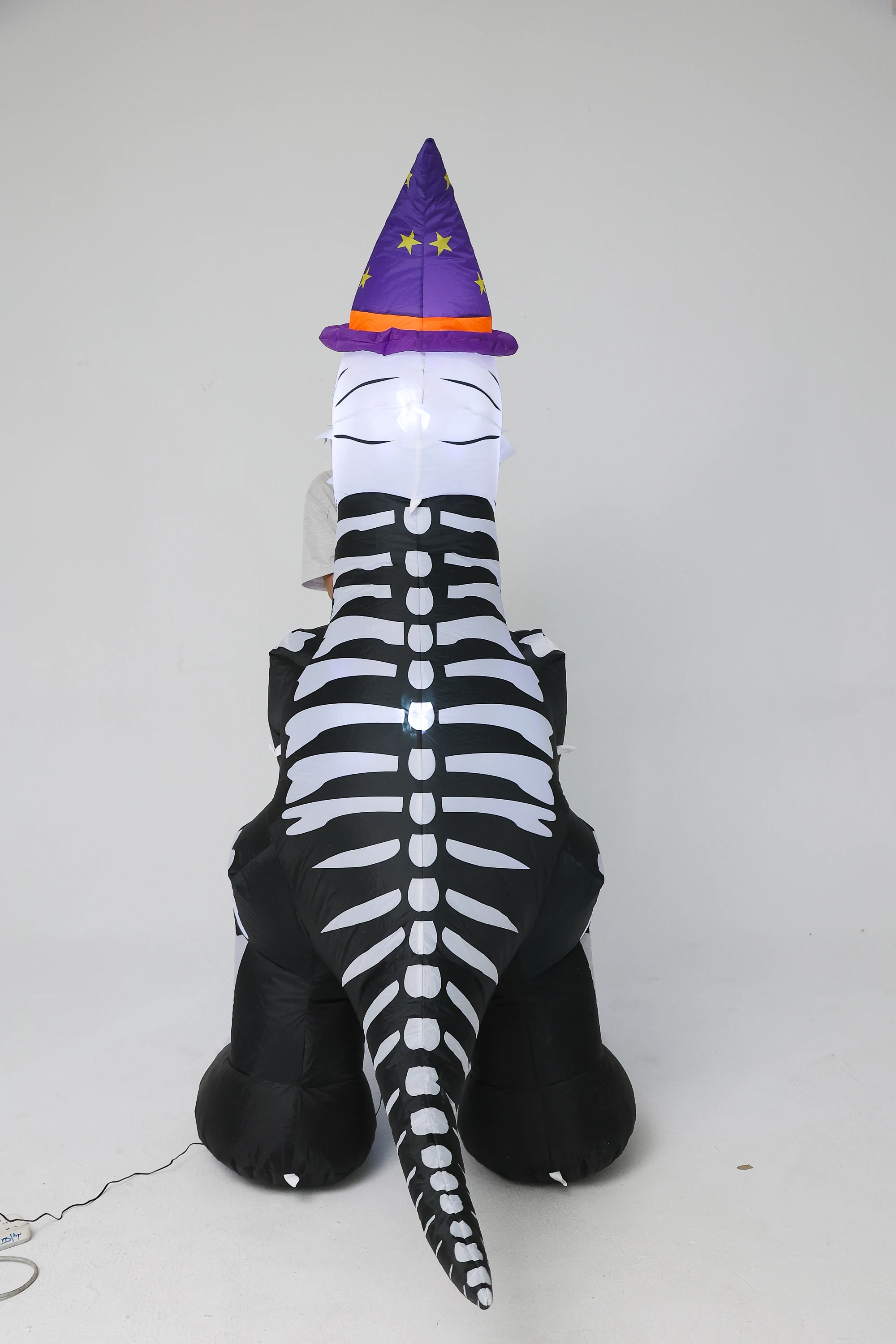 Scheletro Gonfiabile di Hallow - Halloween Skeleton Decoration recensione e prezzo