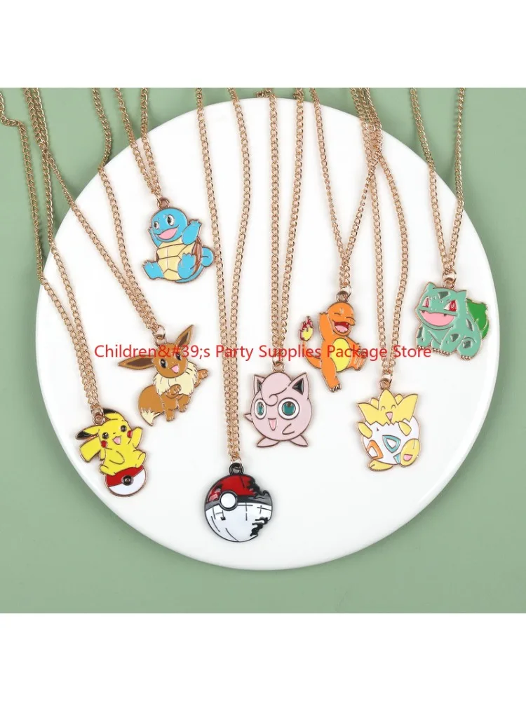 Bandai, collier en or Pokémon Pikachu, unisexe, chaîne de clavicule compacte et légère, accessoire en alliage d'anime de dessin animé cadeau