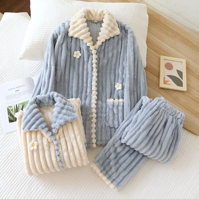 New Flannel Thickened Warm Pajama Set For Women\'s Autumn Winter Simple Striped Floral Lapel Plus-Size Color-Matching Homewear