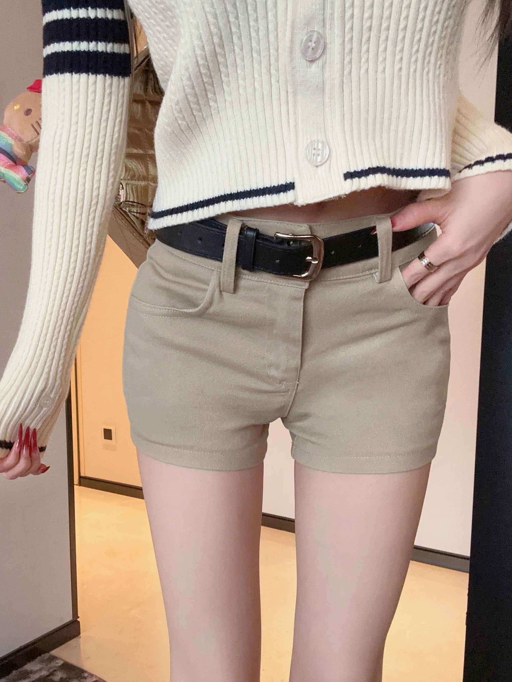 

Корейские джинсовые шорты для девушек, эластичные, утягивающие, удлиняющие ноги, с высокой талией, прямые, из хлопка, стрейч-джинсы