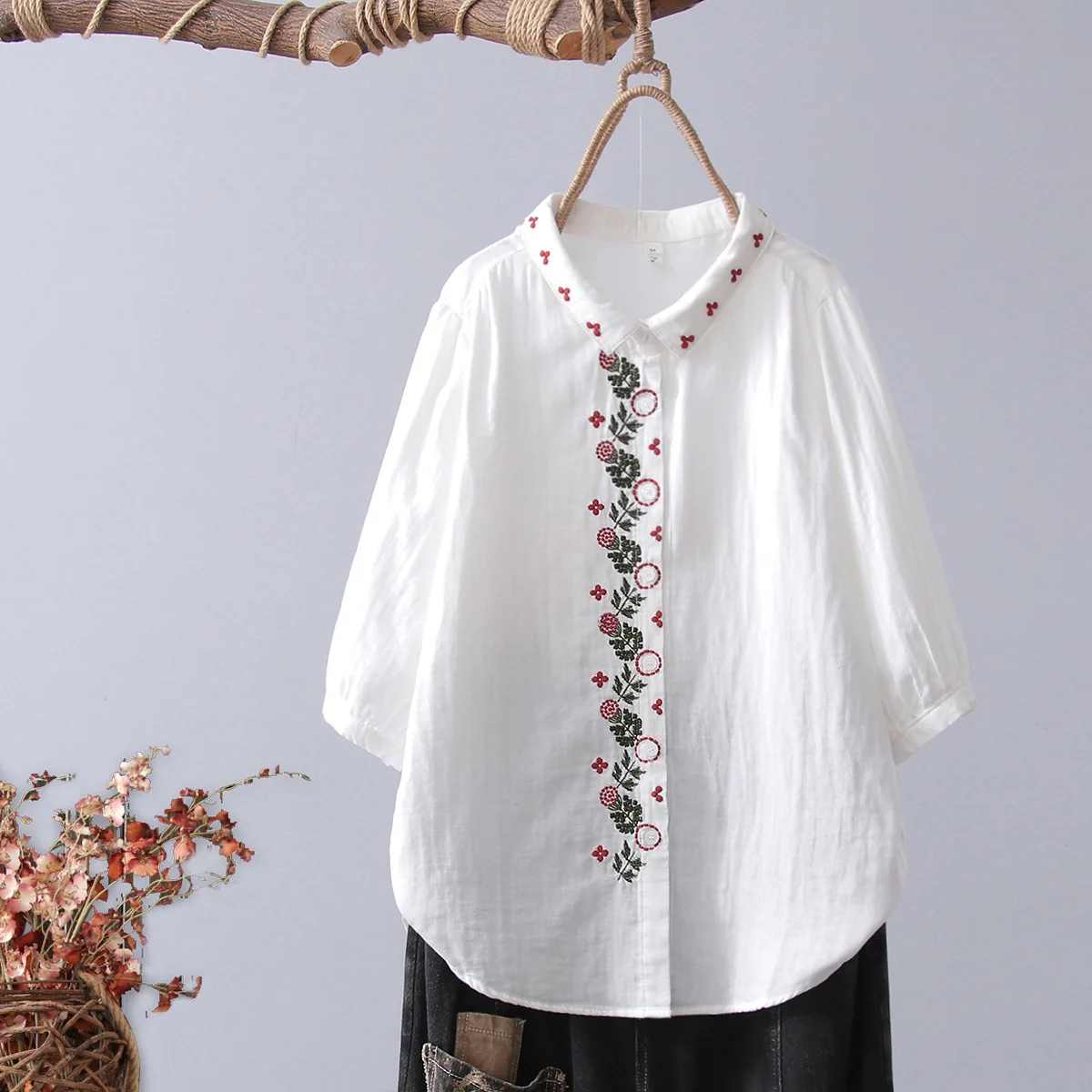 Women\'s summer shirt three quarter sleeve white embroider loose cotton shirts ethnic blouses Japanese vintage clothing