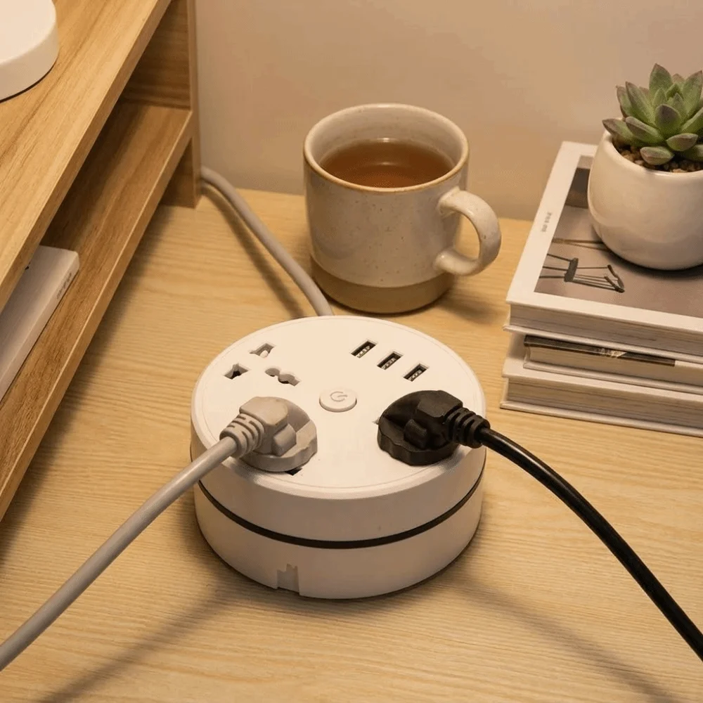 Round Design Universal Power Strip 3 USB Ports Included Data Cables Portable Extension Socket UK Plug Standard Multi-Port