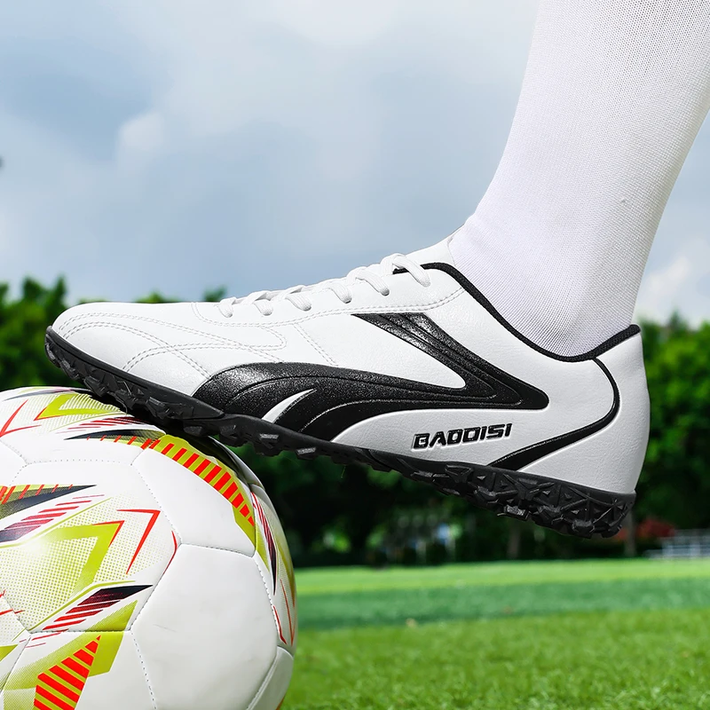 أحذية كرة القدم للرجال TF/AG احترافية لكرة الصالات غير قابلة للانزلاق أحذية كرة القدم للجنسين أحذية كرة قدم مريحة للاستخدام الداخلي