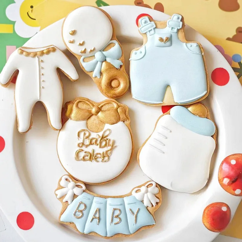 

Baby Birthday Cookie Cutters and Stamps Cartoon Baby Shower Biscuit Mold Acrylic Fondant Cake Pastry Baking Decoration Tools