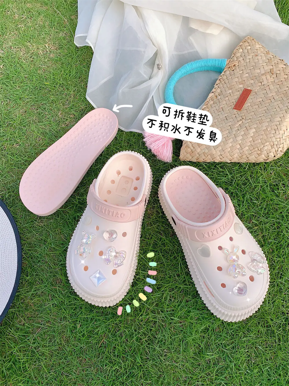 Ours en peluche en cristal pour femmes, chaussures de jardin à trous bricolage, pantoufles de plage, vacances, coordonnantes, sandales d'été cool