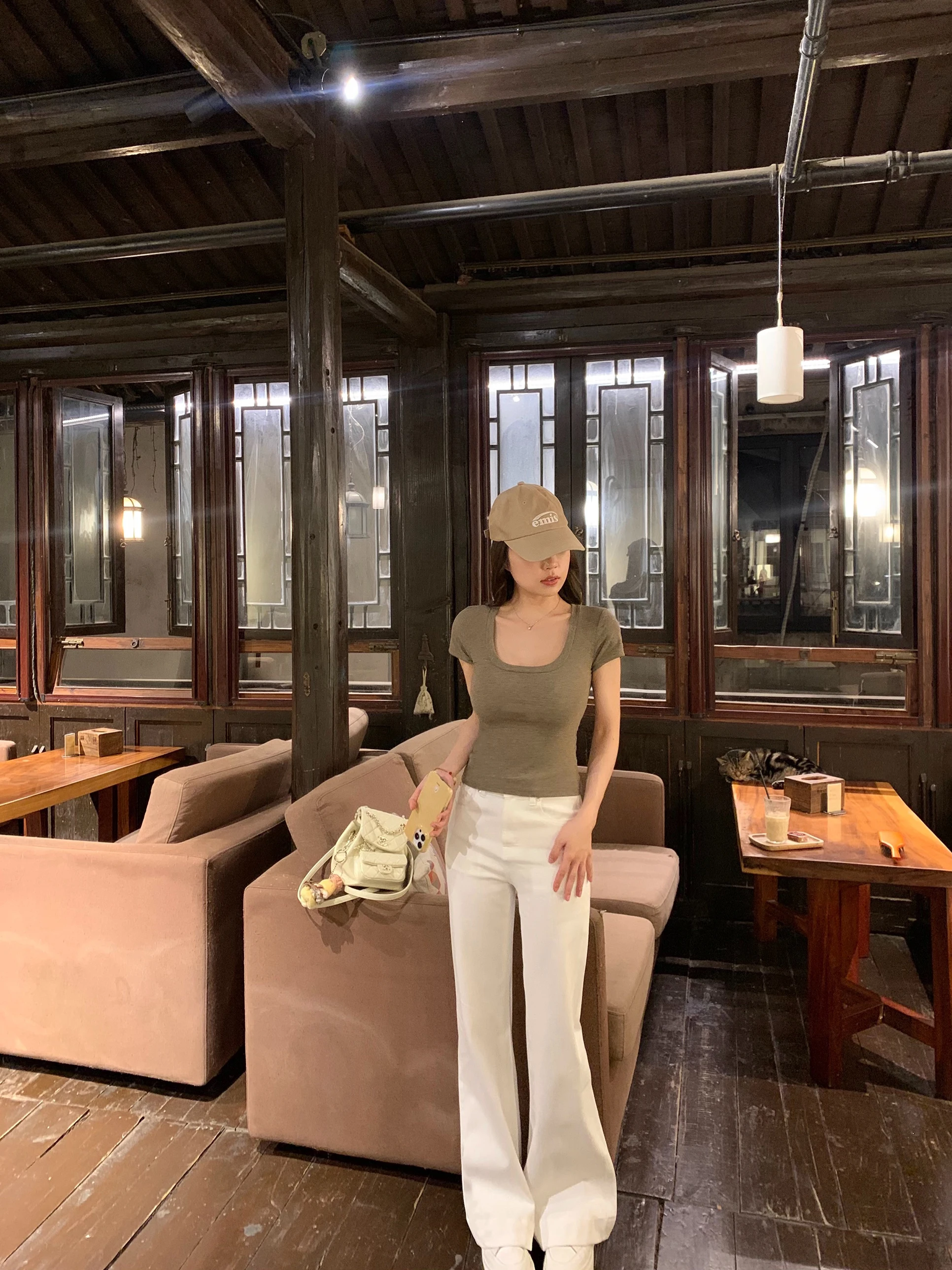 

AMORE Luo Ying White Denim Jeans Versatile High Waist Slim Fit Casual Style Spring Summer Cotton Pure Color Long Leg Effect