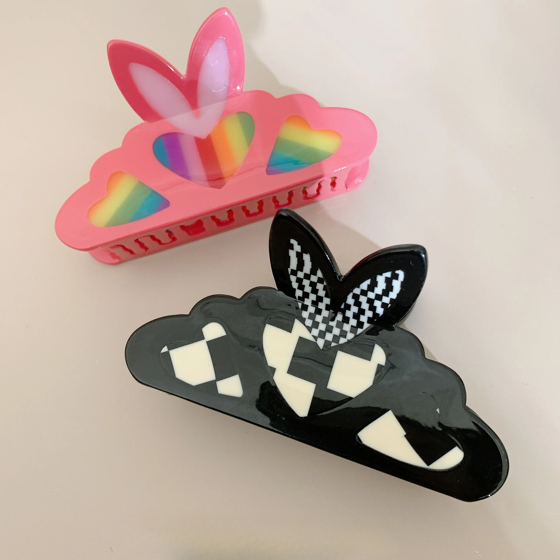 

DuoShang Cute Love Rabbit Ear Acetate Hair Claw Light Luxury Eco-friendly Claw Clip Hair Clip for Women Girls Hair Accessories