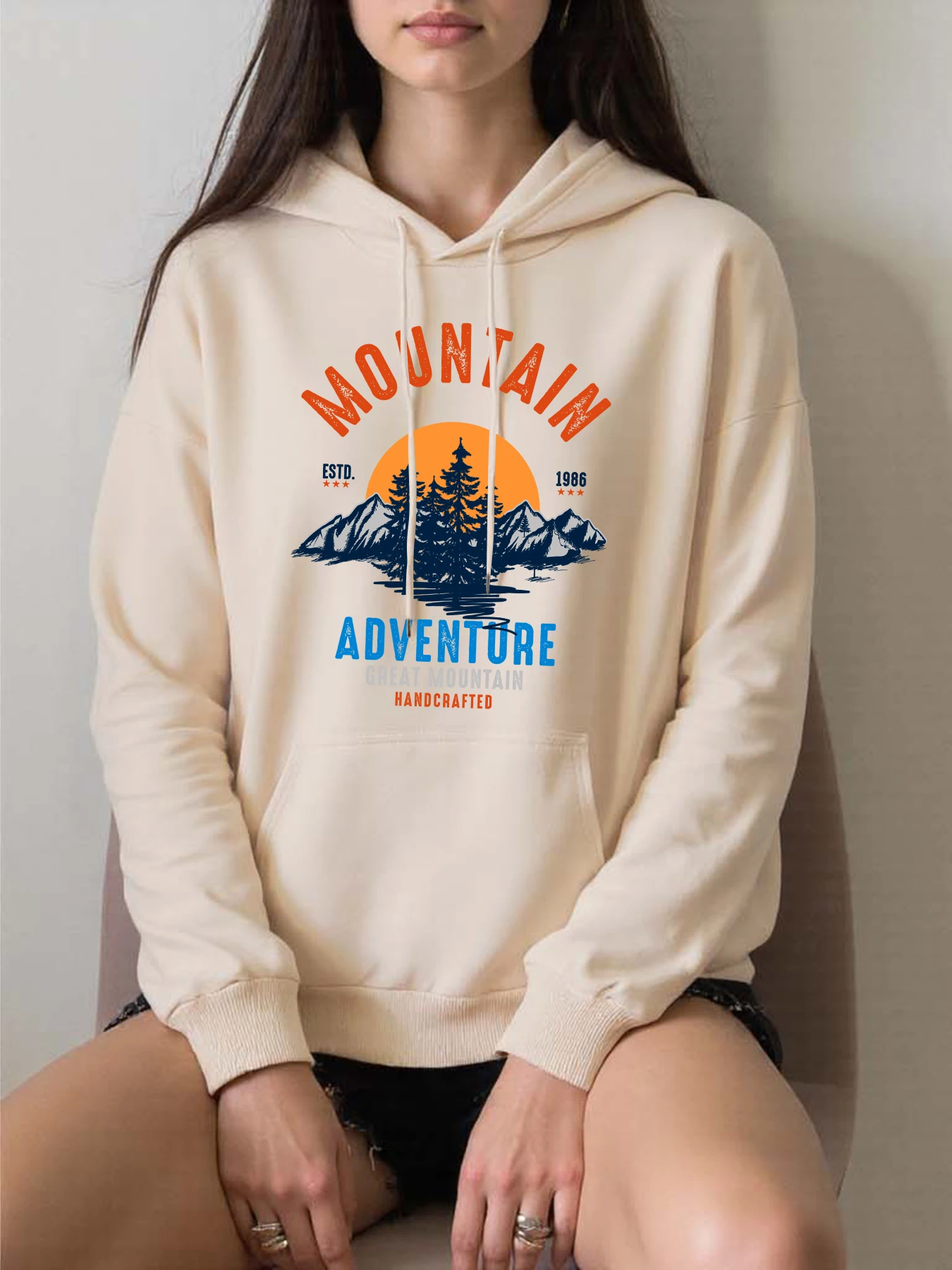 Mountain Adventure Great Handcrafted Prints Women Hoodies Fleece Soft Hoody Hip Hop Loose Sportswear Casual All-Match Pullovers