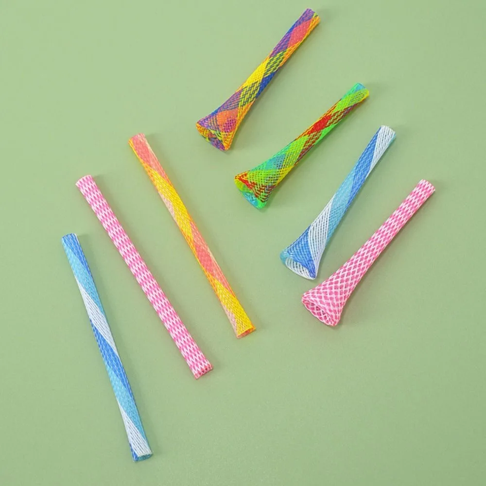 Fun Spring Tube Toys Random Color Flexible Plastic Pet Action Interactive Toys Colorful Spring Toy Set For Indoor Cat