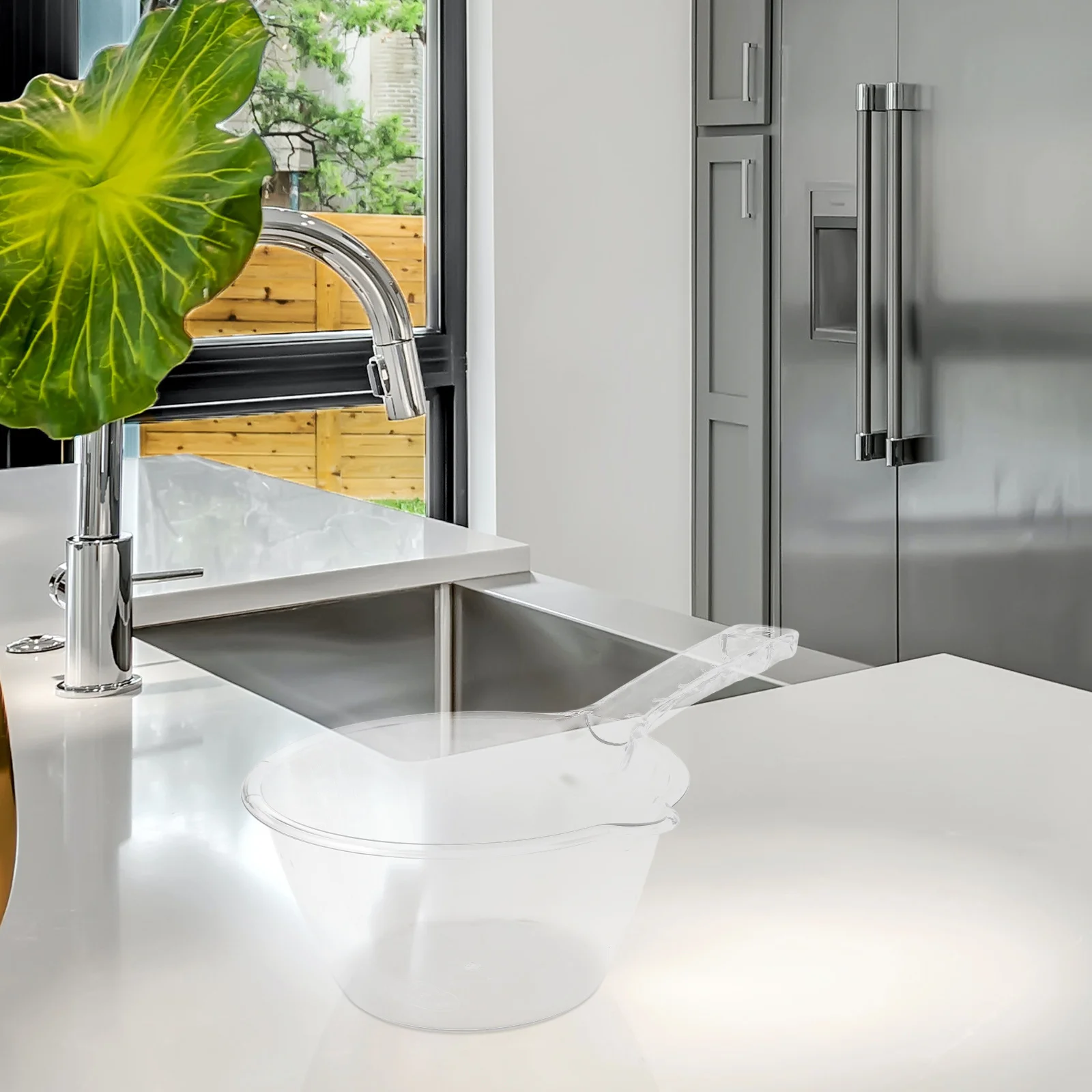 

Water Ladle Long Handle Plastic Kitchen Utensil Water Scoop Multipurpose Watering Bailer for Vegetables Fruit Washing Scoop