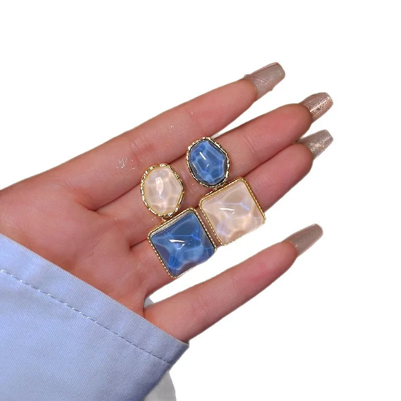 Gold Plated S925 Silver Needle Asymmetric Square Ice Texture Stud Earrings For Women Valentine Day gifts  ﻿