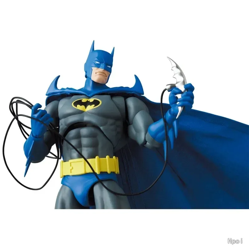 【In Stock】Original Medicom Toy MAFEX No. 215 Batman: Knightfall Batman Expedition Action Figures Collection Ornaments Toys Gifts