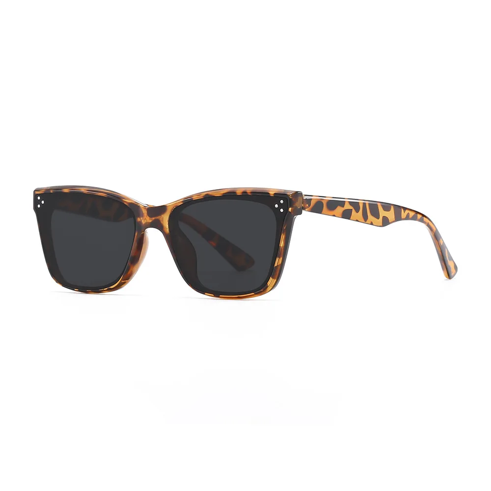 

2025 Fashion Sunglasses Cat Eye Shapes Women UV400 Protection Men Luxury Brand Designer High Quality Sun Glasses Outings Eyewear