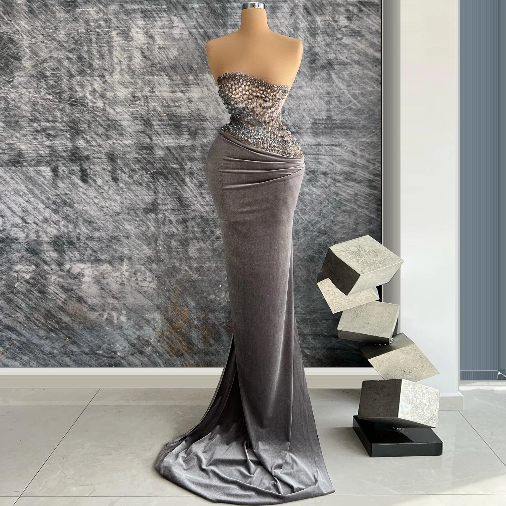 dresses for special occasions transparent crystal velvet evening gown with pleated form-fitting long dress