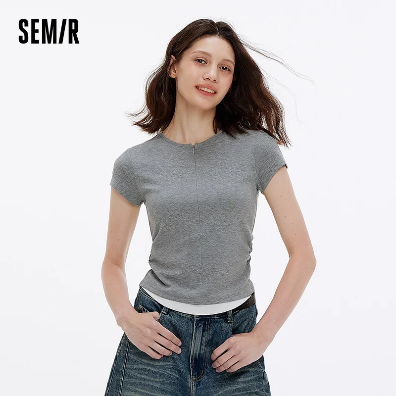 

Женская футболка Semir 2026: укороченная, с эффектом двухслойности, в стиле колор-блок, приталенная, с драпировкой, повседневная, простая
