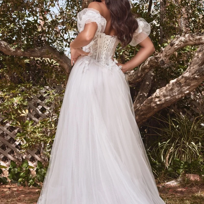 심플한 아이보리 화이트 브이넥 스파게티 디자인 웨딩드레스 레이스 레이어드 A라인 3D 플라워 브라이덜 가운 맞춤 제작