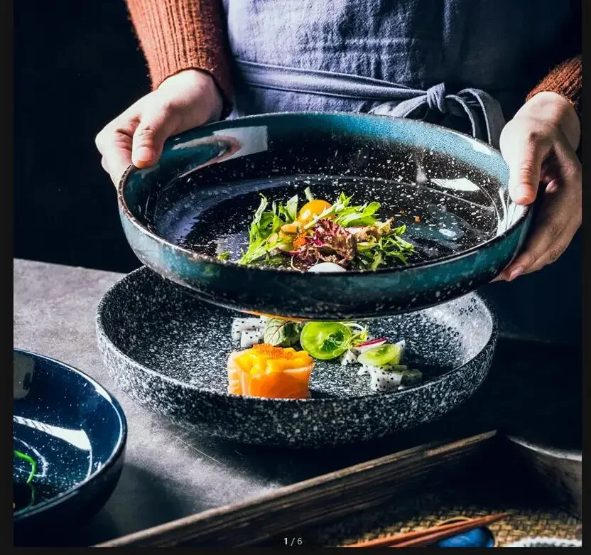 

Nordic Creative ceramics Round deep plate High capacity salad pasta Household kitchen Christmas dinner plate sets