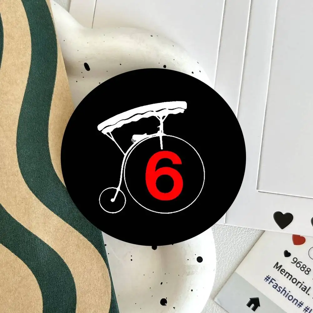 Der Gefangene Nr. 6 Rundes Abzeichen Kreative Brosche Kleidung Rucksack Accessoires Anstecknadel