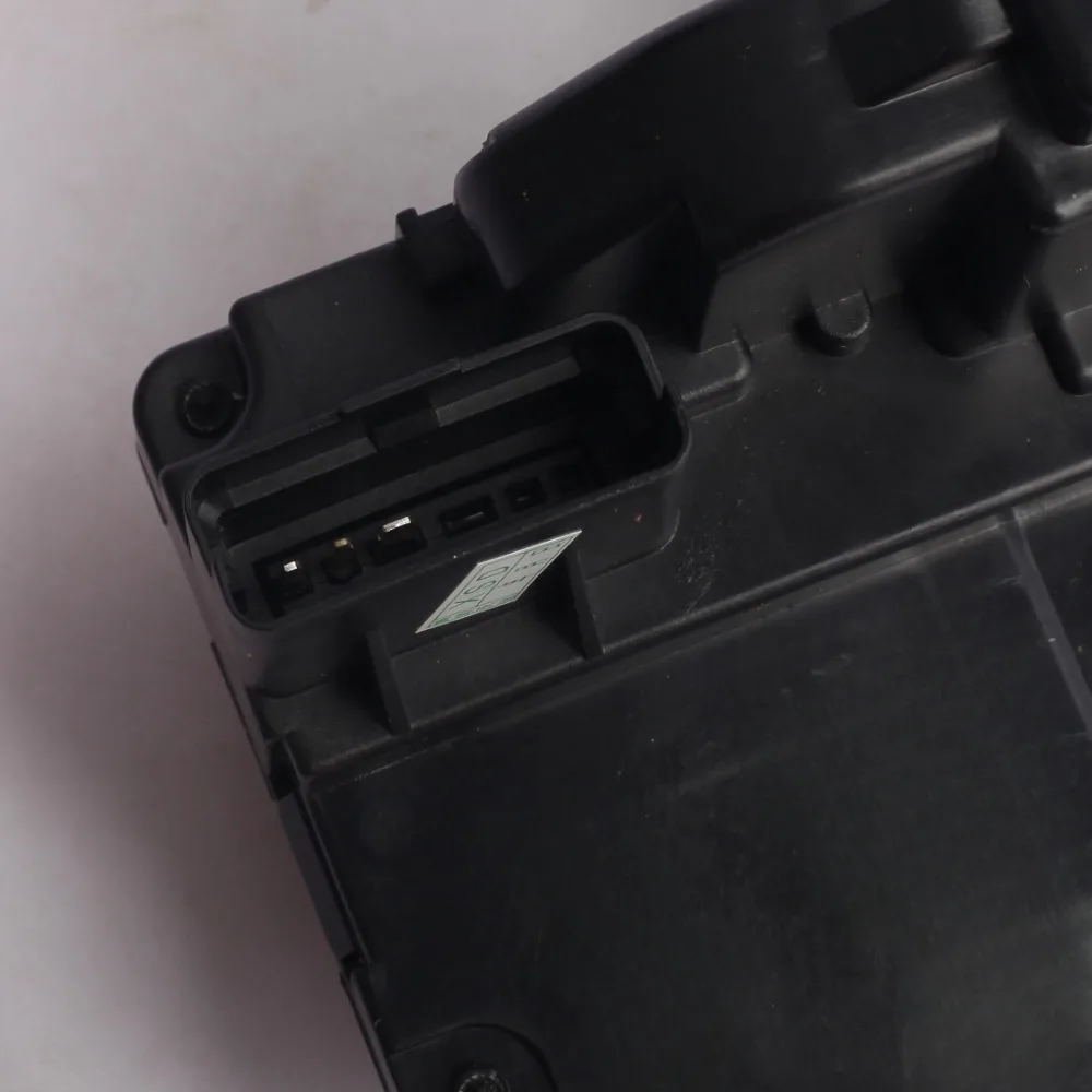 Genuine China Front Rear Left Right Door Lock Block for Renault Koleos 2009-2016 805038224R 805024058R 825037711R 825029849R