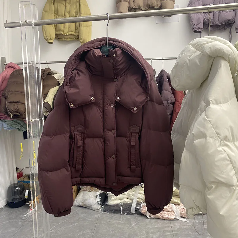 معطف نسائي من White Duck Down لعام 2025 سترات شتوية جديدة سميكة للنساء مع قلنسوة ومزاج فضفاض قصير سترات نسائية H568