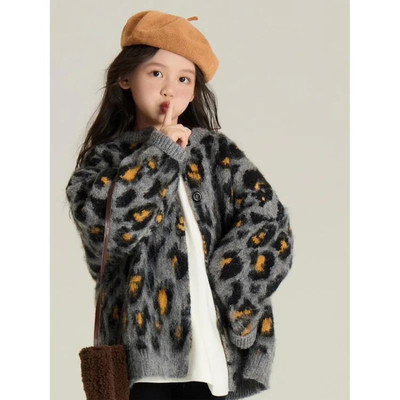 

Lazy Style Leopard Print Fleece Cardigan Coat Women's Autumn And Winter New Loose Knit Sweater Top