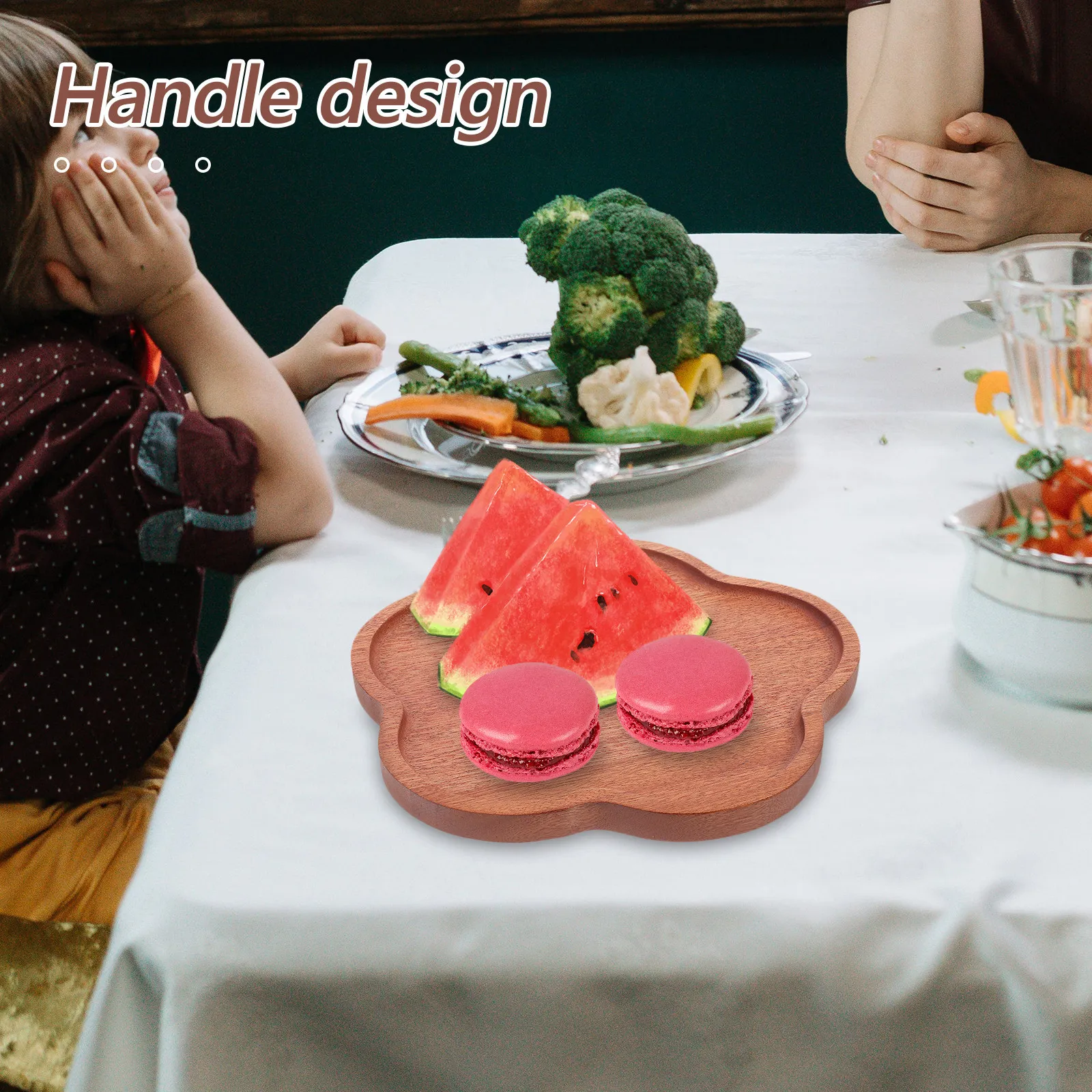 

1Pcs Wooden Tray Petal Shape Natural Wood Serving Plate for Tea Sets Desserts Fruits Snacks Decorative Food Dish Ideal for Party