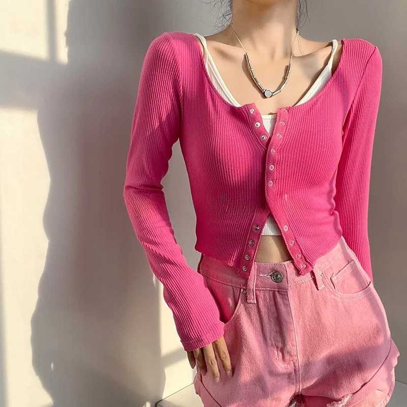 كارديجان قصير محبوك بألوان متباينة للنساء، بلوزة ضيقة مكشوفة البطن مع حزام، طقم من قطعتين بأسلوب الشارع، أكمام طويلة للربيع