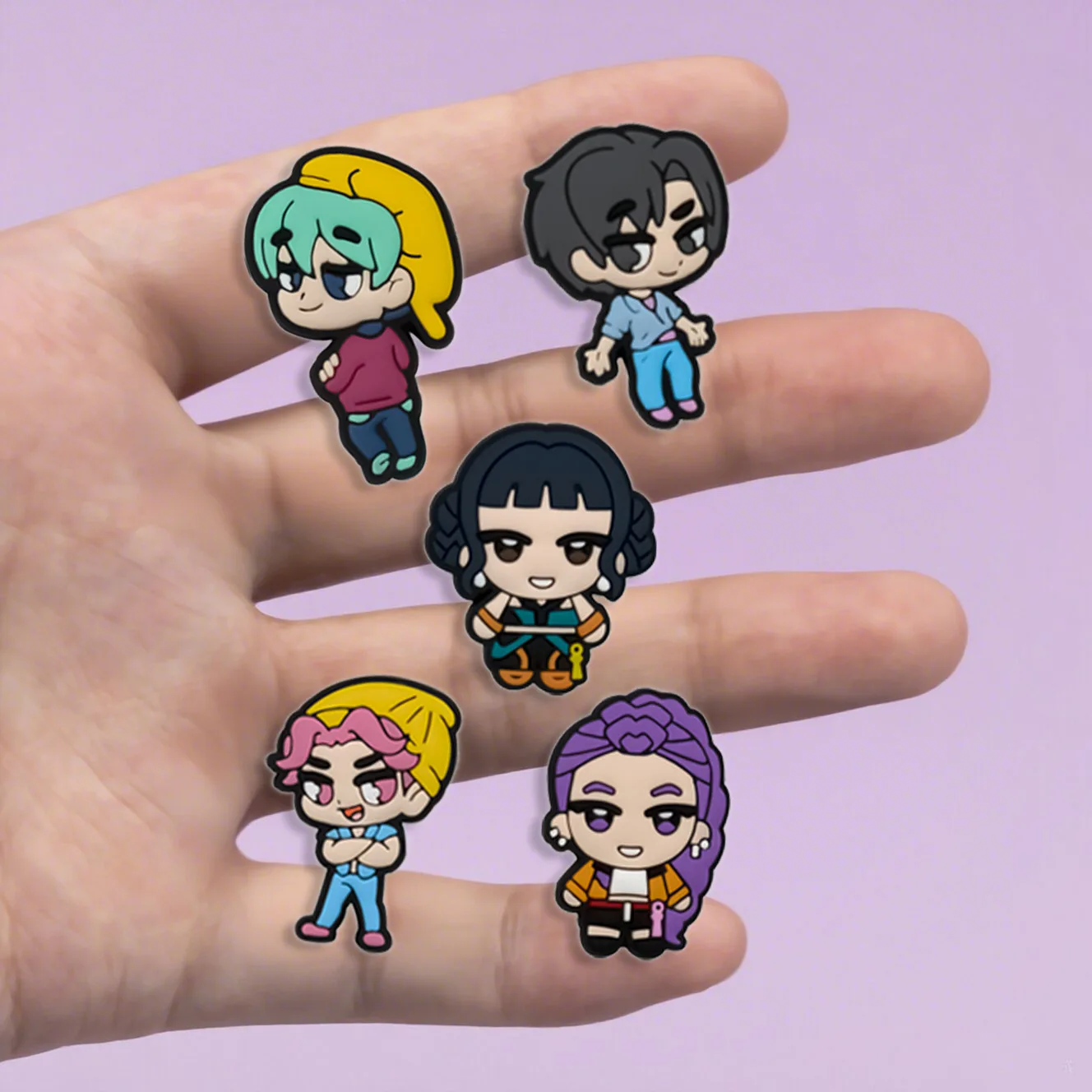 Mixed1-13pcs K-POP شيطان الصيادين الكرتون الأحذية السحر اكسسوارات الأطفال الأحذية الزينة صالح معصمه صندل الاطفال هدايا عيد الميلاد