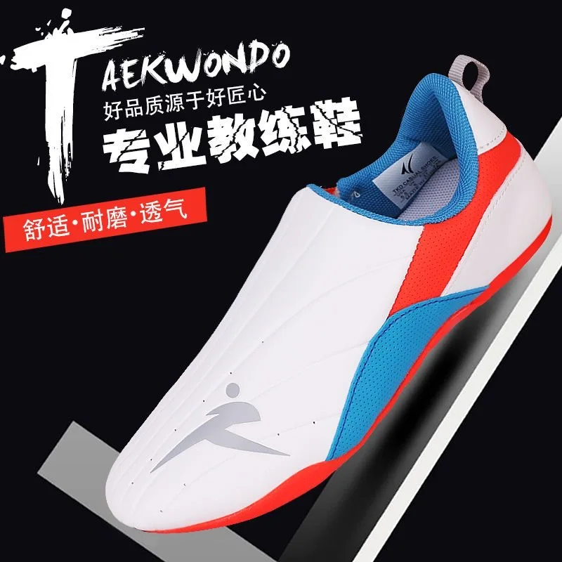 Scarpe Taekwondo professionali uomo donna fondo morbido scarpe per arti marziali Unisex comode scarpe Tai Chi Designer scarpe Wushu ragazzo grande