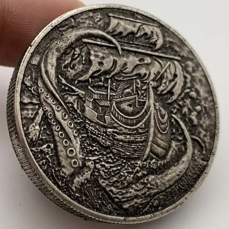 Cameo Skull Antique Collectible Coins Wanderer Pirate Octopus Sailing Commemorative Coin Medal Home Decor Crafts Collection Gift