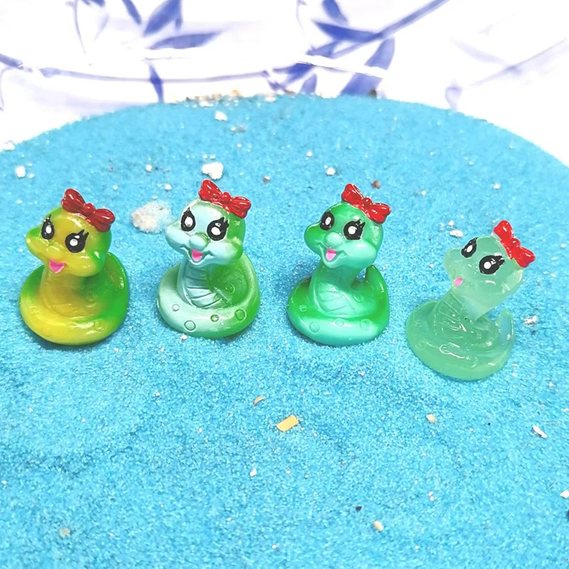 Luminous Cute Snake Ornament 12 Zodiac Souvenir Mini Cartoon Snake Figurines Micro Landscape Decoration Resin Crafts