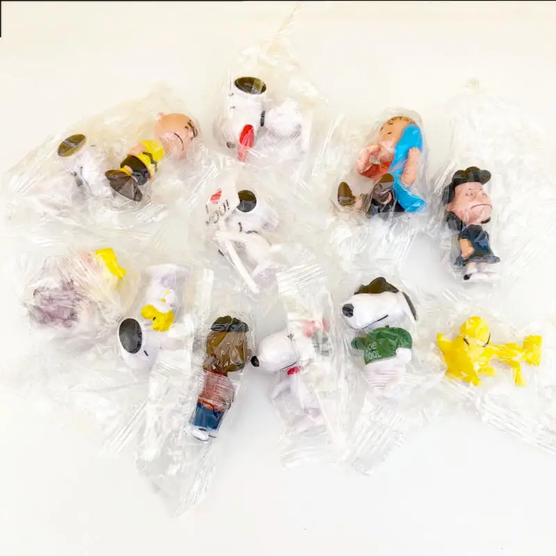 12 Styles 2Nd Gen Peanuts Snoopy Dolls Cake Ornaments Cartoon Figurines Mini Landscape Car Decor Toys Wholesale Bulk Supply