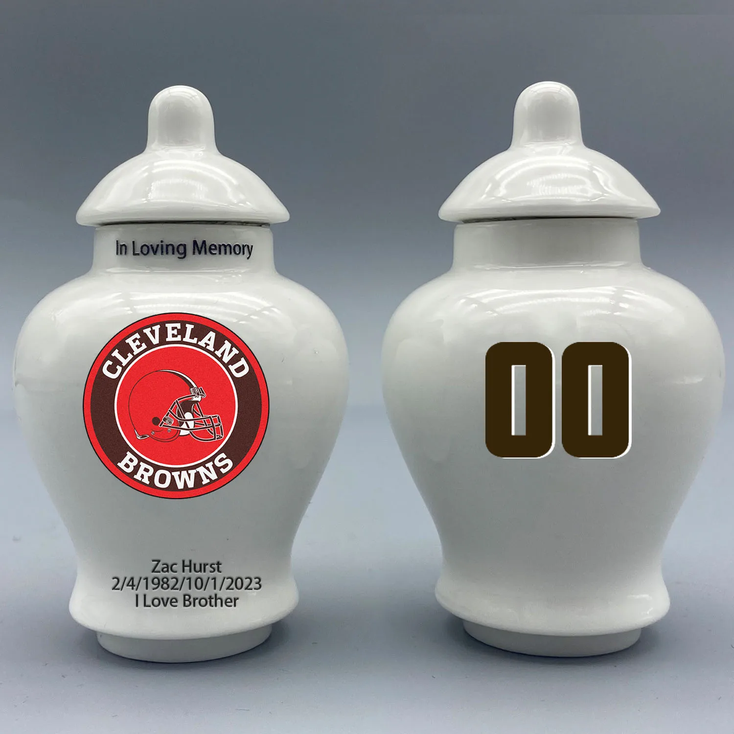 

Mini Urn for Cleveland Browns-themed Logo Urn.Please send me the customization information - name/date and number on the urn