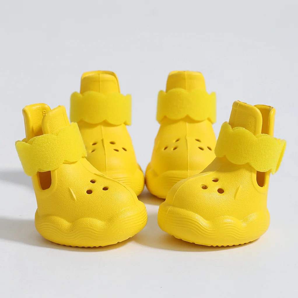 

Summer Fashion Dog Boots Non-Slip Breathable Dog Booties with Adjustable Straps Waterproof Beach Shoe for Small To Medium Pet