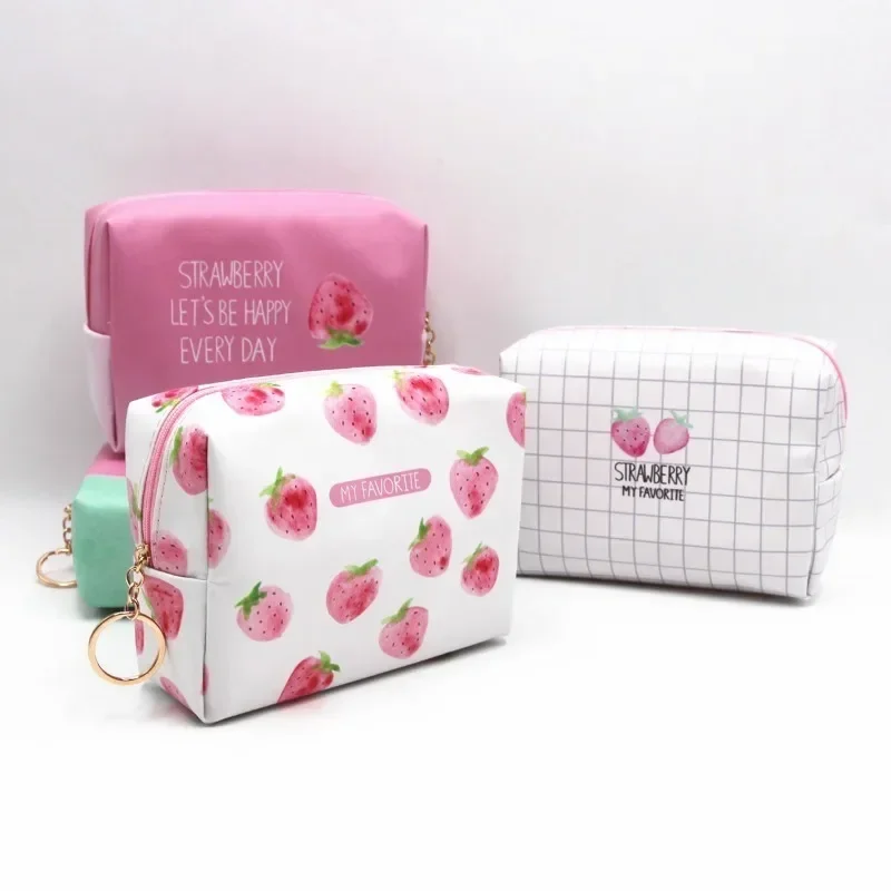 Creative Pink Strawberry Series PU borsa cosmetica impermeabile borsa da toilette portatile di grande capacità borsa da viaggio custodia per il