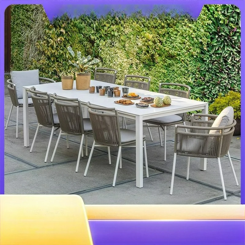 Mesas e cadeiras externas personalizáveis