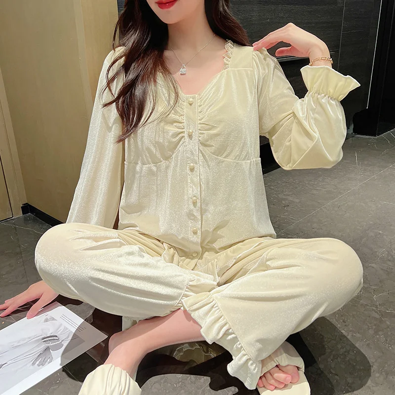 Golden Velvet Pajamas Women\'s Spring  Autumn Long Sleeved Pants Winter With Chest Pad Grace Solid Loose Causal Home Wear