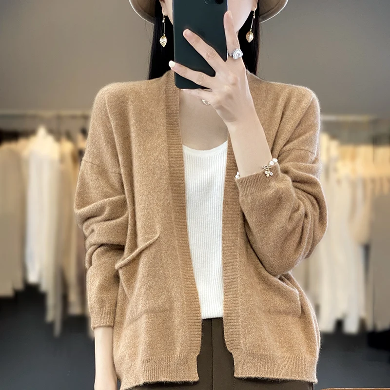 High quality women\'s cashmere cardigan sweater Coat Spring and Autumn cashmere fashion V-neck knitted  loose sweater coat